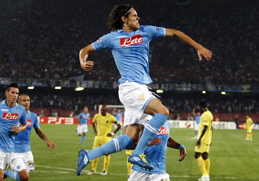 Altro gol di Cavani in Champions League (2011-2012): fase a gironi, Napoli-Villarreal 2-0 (Reuters)